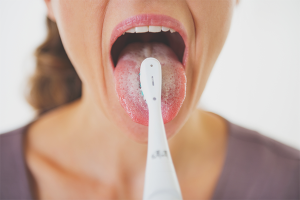 How to clean the language from plaque