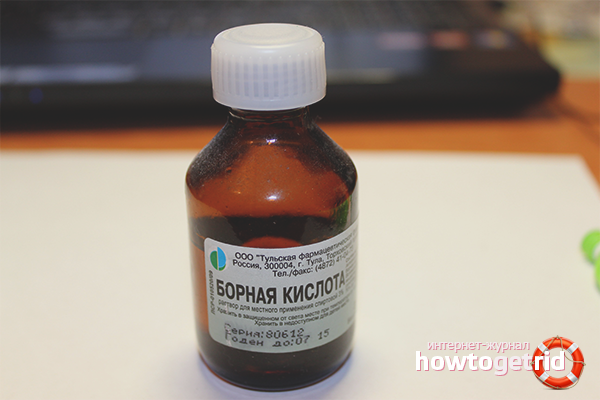 Boric acid from mold on clothes