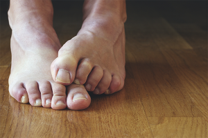 How to remove a bone on the big toe