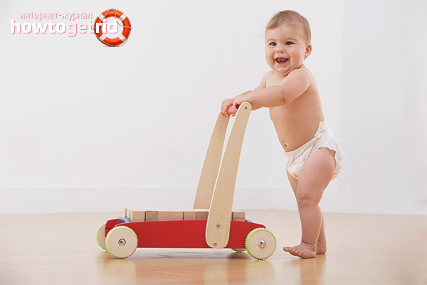 How to teach a child to walk