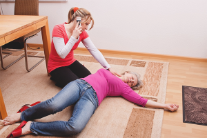 How to provide first aid for fainting