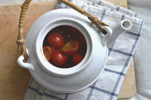 How to brew rose hips to preserve vitamins